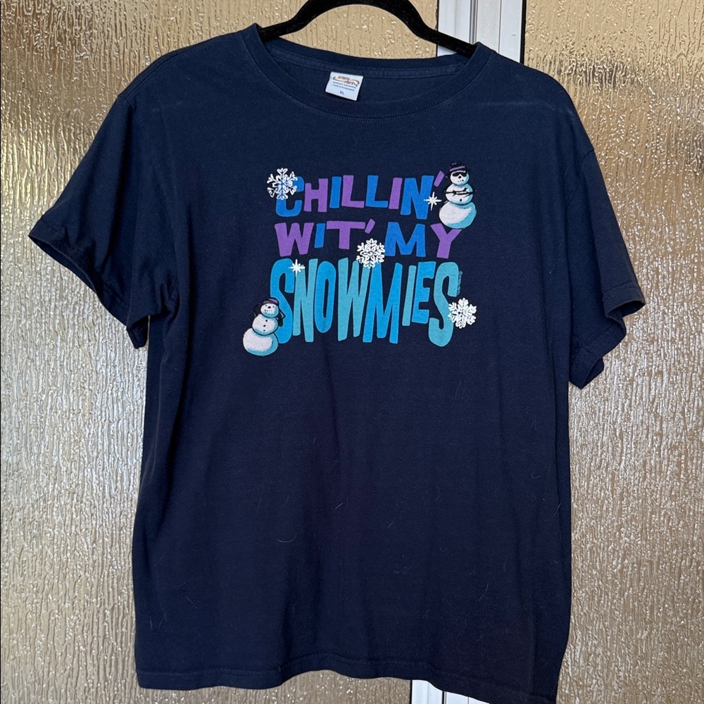 Women’s Chillin' with My Snowmies Graphic T-Shirt